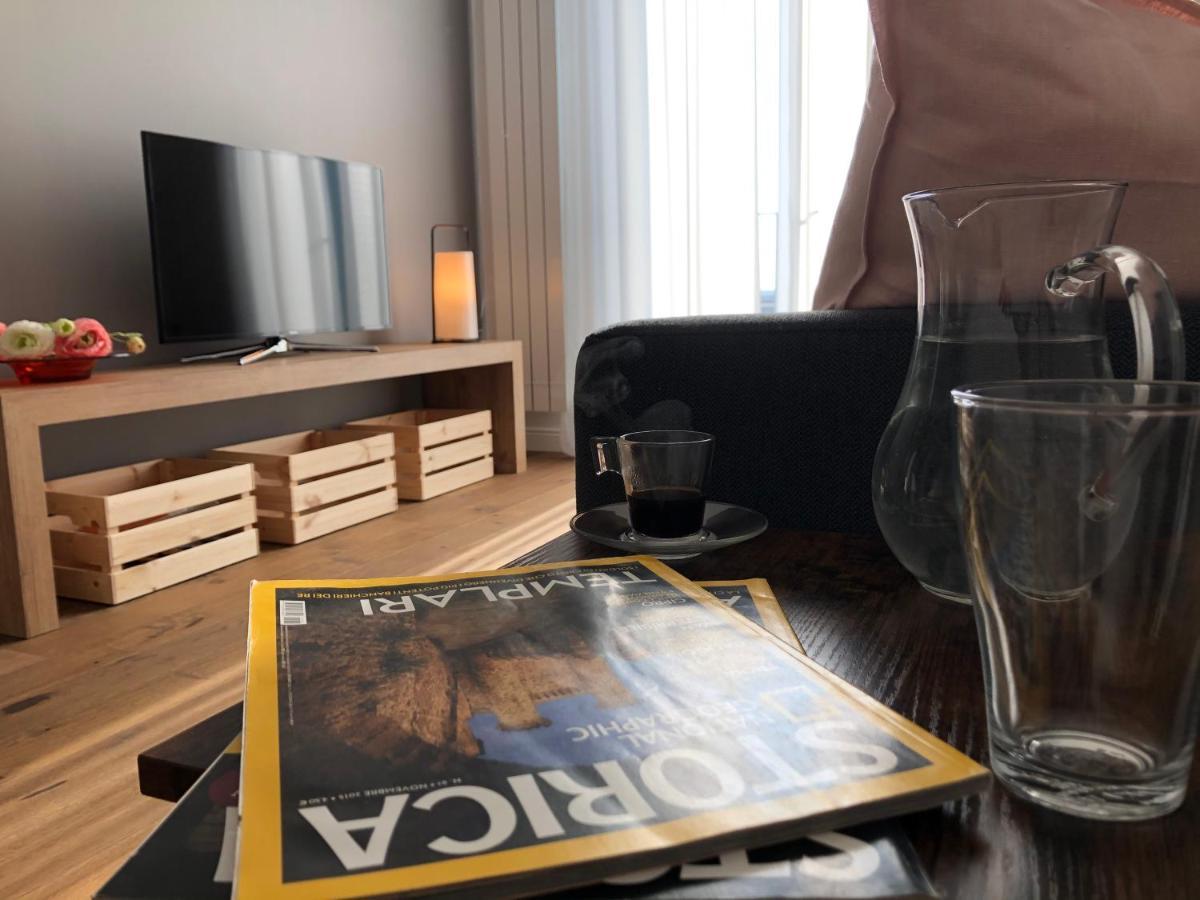 The Quality Apartment Napoli Εξωτερικό φωτογραφία